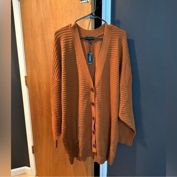 Express Cardigan - Picture 2 of 5